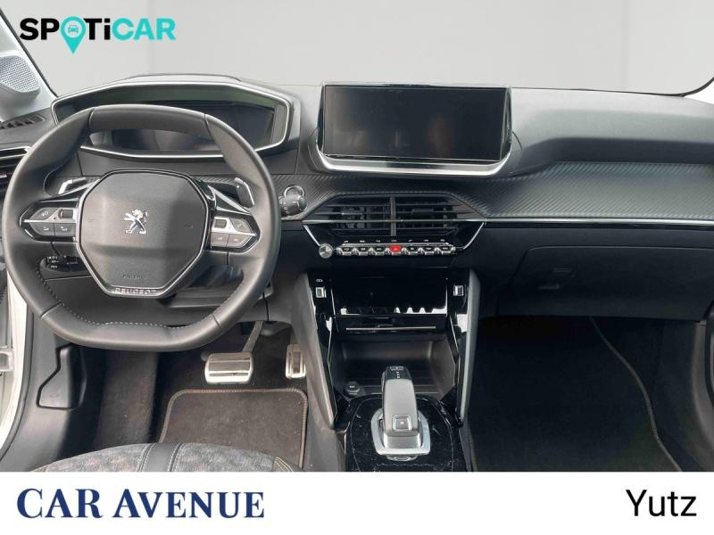 Occasion PEUGEOT 208 1.2 PureTech 100ch S&S Roadtrip EAT8 2021 Blanc nacré 13990 € à Yutz
