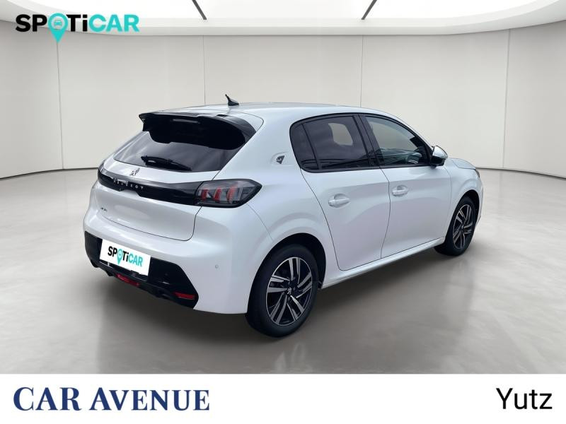 Occasion PEUGEOT 208 1.2 PureTech 100ch S&S Roadtrip EAT8 2021 Blanc nacré 13990 € à Yutz