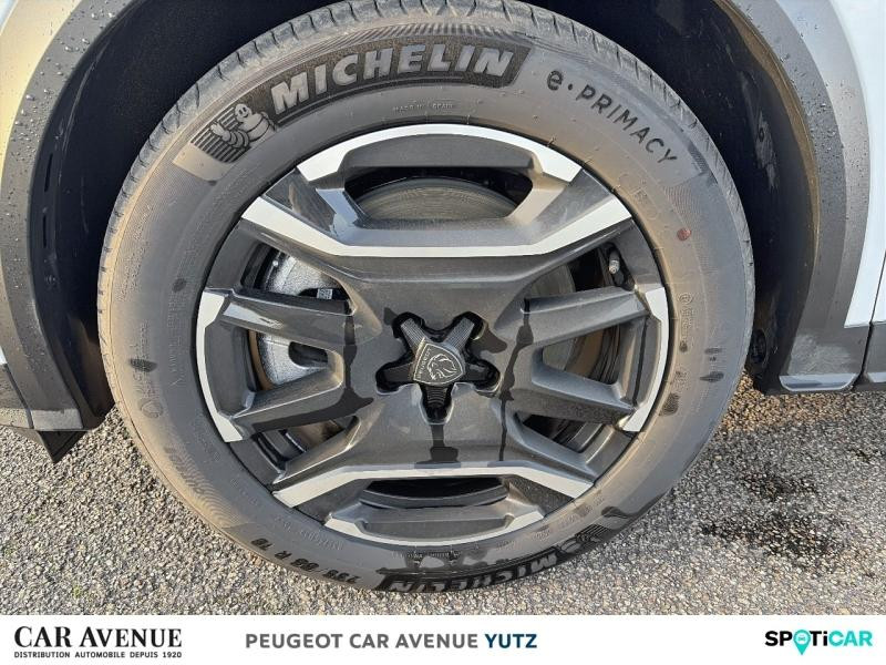 Used PEUGEOT 5008 Electrique 210ch Batterie 73 kWh Allure 2025 Blanc Okénite (M) € 44202 in Yutz