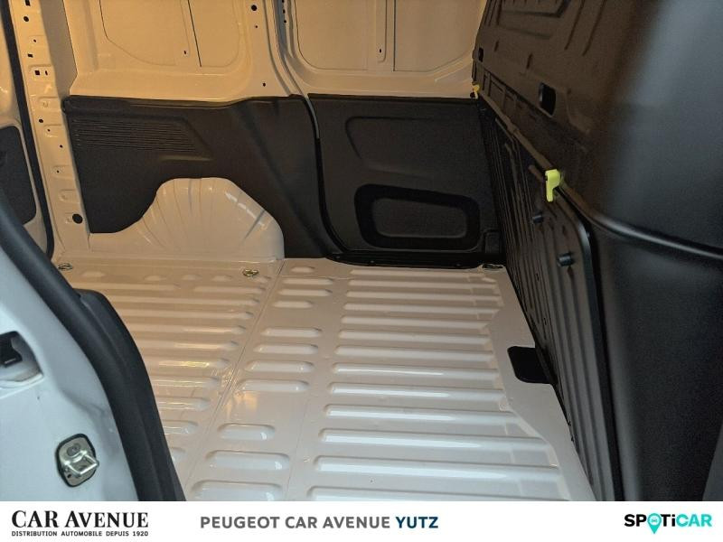 Occasion PEUGEOT Partner M 650kg BlueHDi 100ch S&S Pack Premium Connect 2025 Blanc Icy 24078 € à Yutz