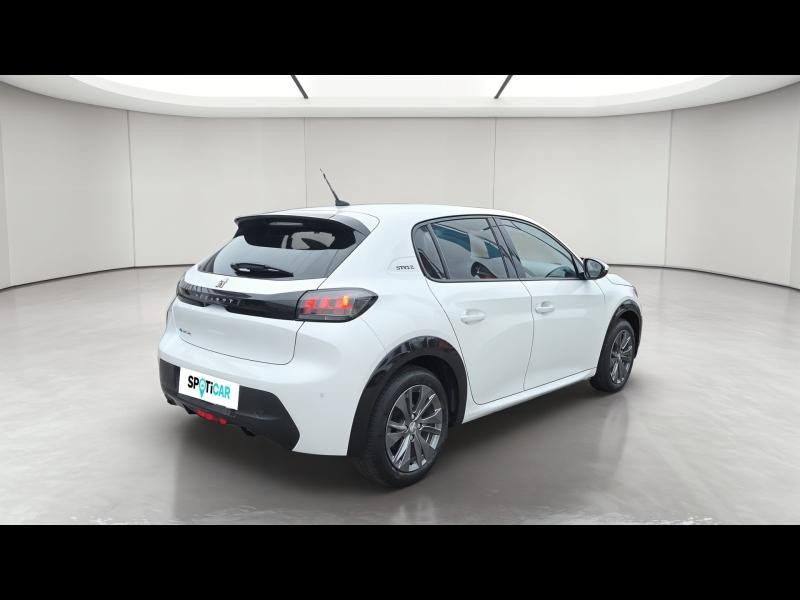 Used PEUGEOT 208 e-208 136ch Style 2021 Blanc Banquise (O) € 13290 in Yutz