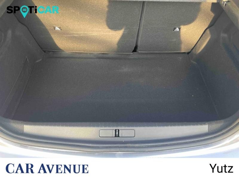 Used PEUGEOT 208 e-208 136ch GT 2021 Gris Artense (M) € 16490 in Yutz