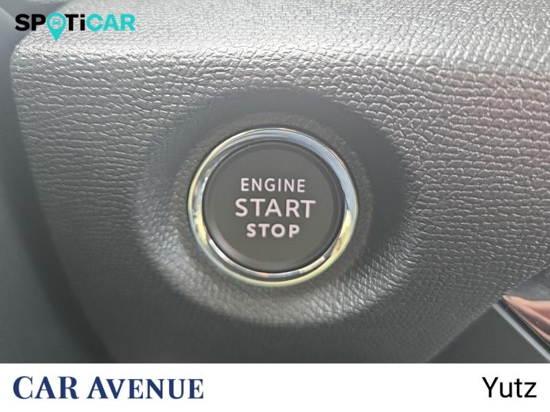 Used CITROEN C4 1.2 Hybride 145ch S&S PLUS Automatique 2025 Gris Mercury (M) € 22990 in Yutz