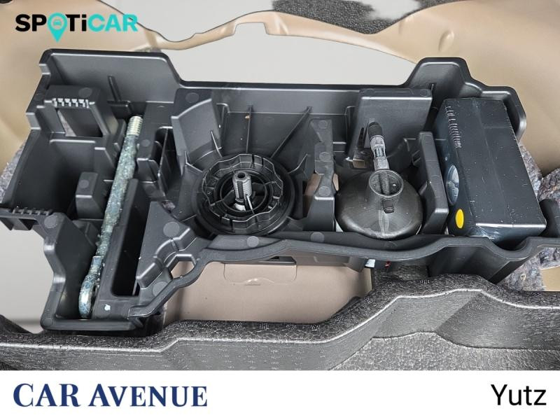 Occasion PEUGEOT 2008 1.2 PureTech 100ch S&S Style 2021 Noir Perla Nera (M) 13990 € à Yutz