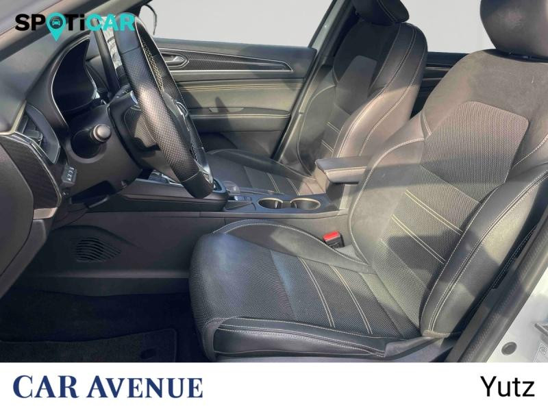 Used RENAULT Arkana 1.6 E-Tech 145ch RS Line -21B 2023 Blanc Perle € 18490 in Yutz