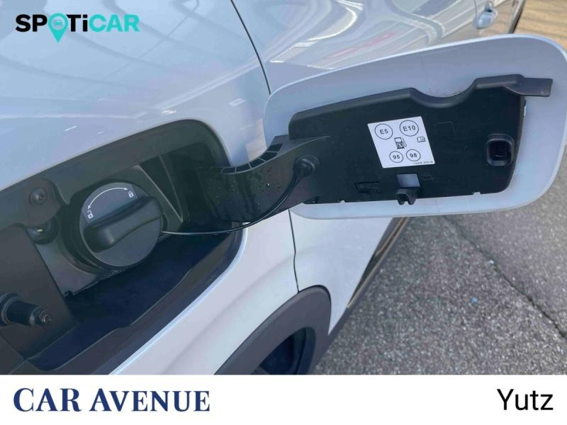 Used RENAULT Arkana 1.6 E-Tech 145ch RS Line -21B 2023 Blanc Perle € 18490 in Yutz