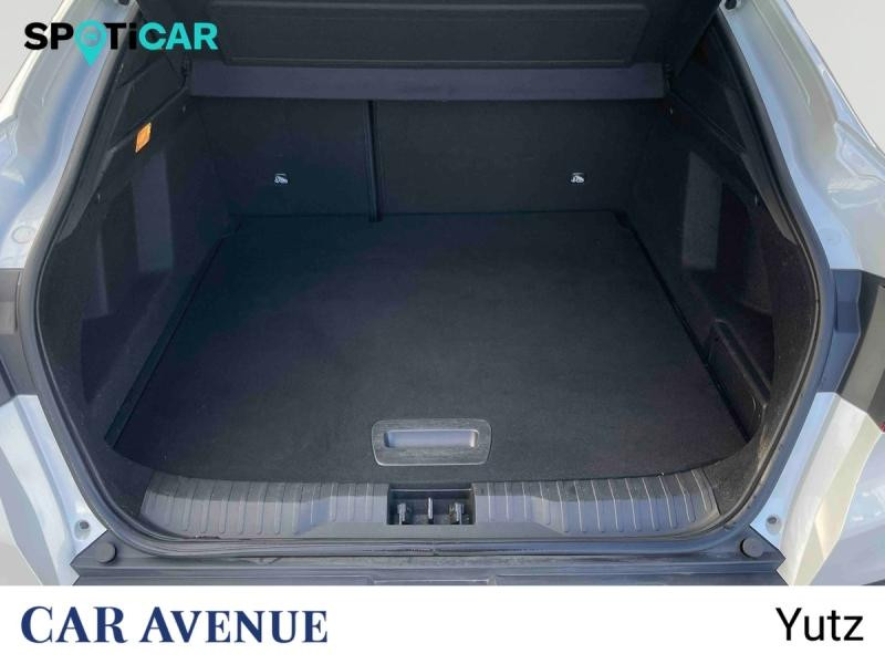 Used RENAULT Arkana 1.6 E-Tech 145ch RS Line -21B 2023 Blanc Perle € 18490 in Yutz