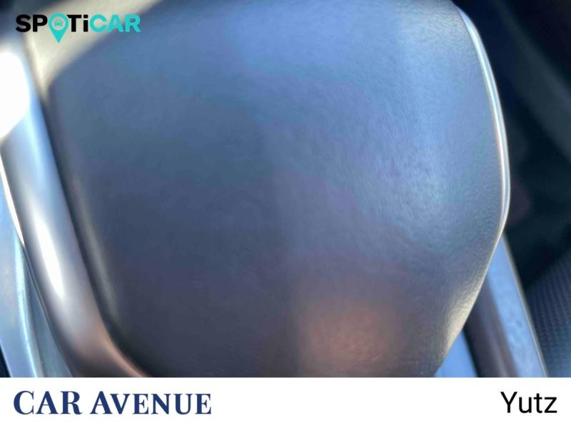 Used RENAULT Arkana 1.6 E-Tech 145ch RS Line -21B 2023 Blanc Perle € 18490 in Yutz