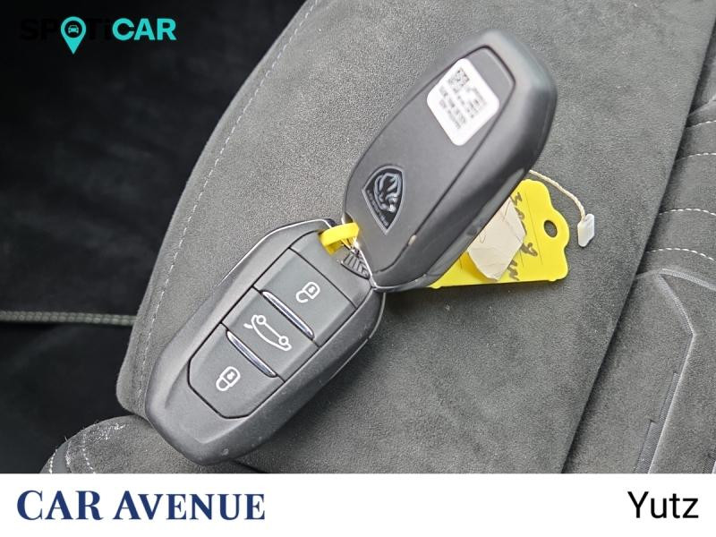 Used PEUGEOT 3008 1.2 Hybrid 145ch GT e-DCS6 2025 Noir Perla Nera (M) € 35990 in Yutz