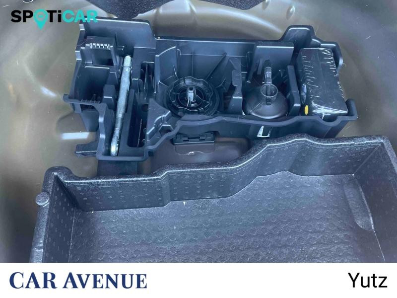 Used PEUGEOT 2008 1.2 PureTech 130ch S&S Style 2022 Noir Perla Nera (M) € 15490 in Yutz