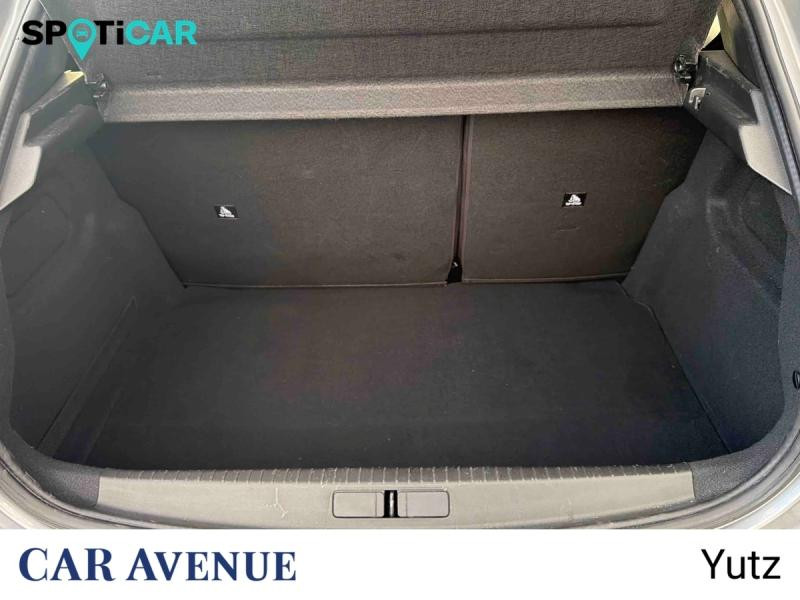 Used PEUGEOT 208 1.2 PureTech 100ch S&S Roadtrip EAT8 2021 Gris Artense (M) € 15490 in Yutz