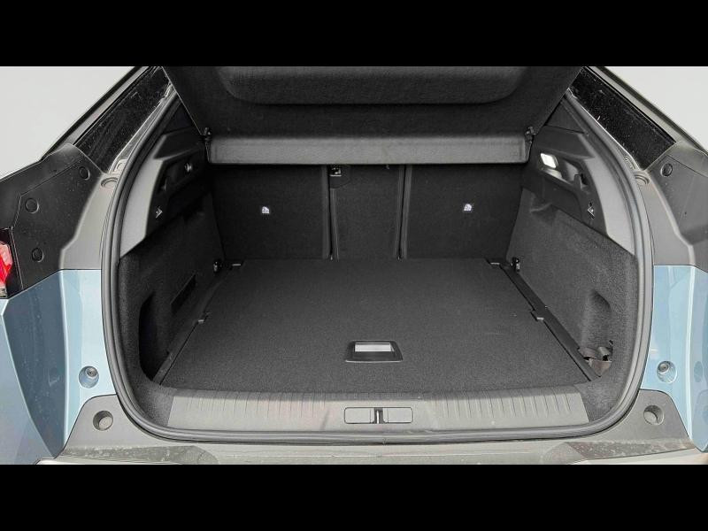 Used PEUGEOT 3008 1.2 Hybrid 145ch GT e-DCS6 2025 Bleu Ingaro (M) € 40307 in Yutz