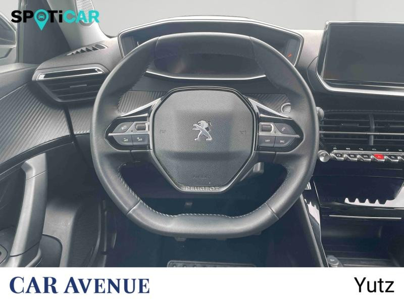 Used PEUGEOT 2008 1.2 PureTech 100ch S&S Allure Pack 2022 Rouge Elixir (S) € 14990 in Yutz