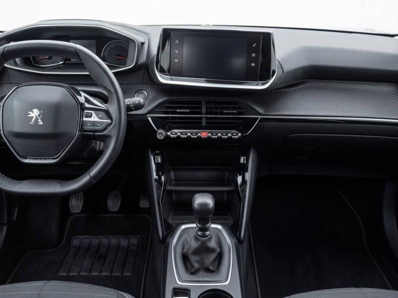Used PEUGEOT 2008 1.2 PureTech 130ch S&S Style 2022 Noir Perla Nera (M) € 15490 in Yutz