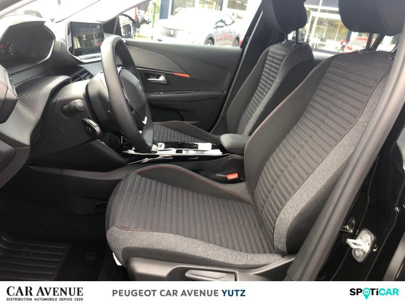 Used PEUGEOT 208 e-208 136ch Active 2021 Noir Perla Nera (M) € 12990 in Yutz