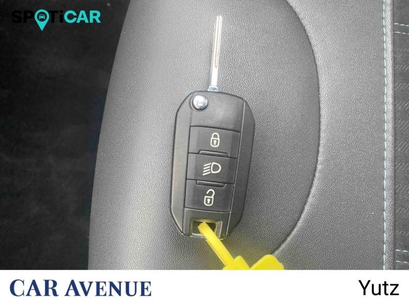 Used PEUGEOT 2008 1.2 PureTech 110ch Crossway S&S 2018 Rouge Ultimate € 8990 in Yutz