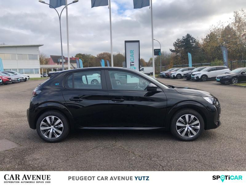 Used PEUGEOT 208 e-208 136ch Active 2021 Noir Perla Nera (M) € 12990 in Yutz