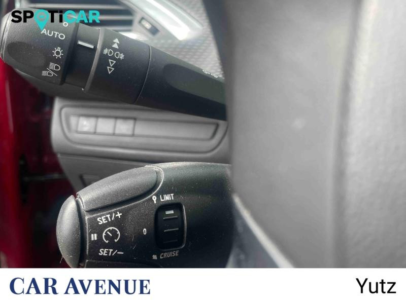 Used PEUGEOT 2008 1.2 PureTech 110ch Crossway S&S 2018 Rouge Ultimate € 8990 in Yutz