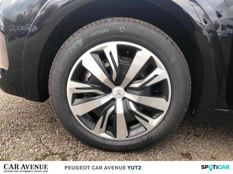 Used PEUGEOT 208 e-208 136ch Active 2021 Noir Perla Nera (M) € 12990 in Yutz