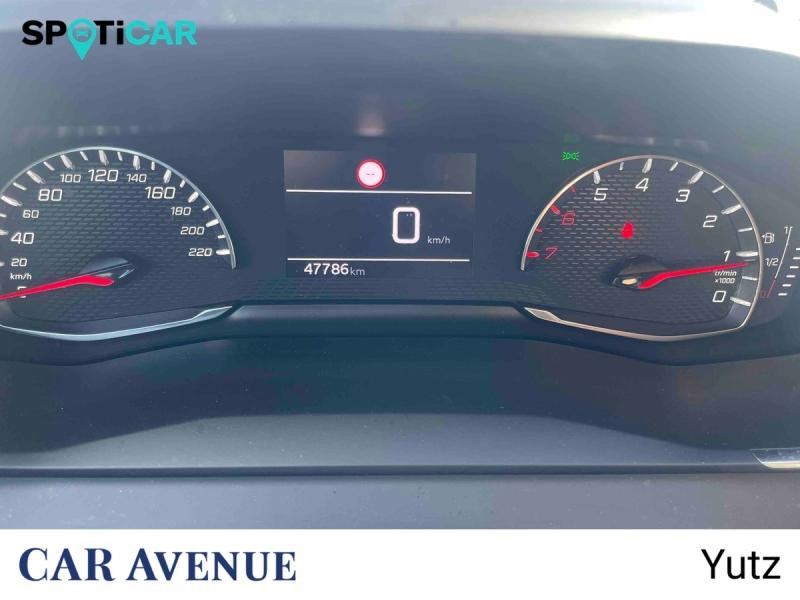 Used PEUGEOT 2008 1.2 PureTech 130ch S&S Style 2022 Noir Perla Nera (M) € 15490 in Yutz