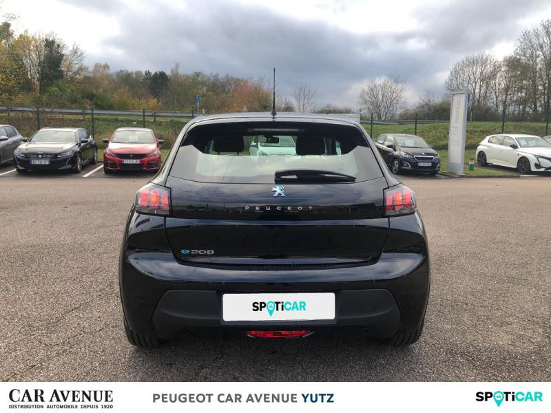 Used PEUGEOT 208 e-208 136ch Active 2021 Noir Perla Nera (M) € 12990 in Yutz