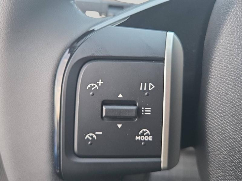 Used CITROEN C3 Aircross 1.2 Hybride 145ch MAX 7 places 2025 Gris Mercury (M) + Noir Perla Nera € 27890 in Yutz