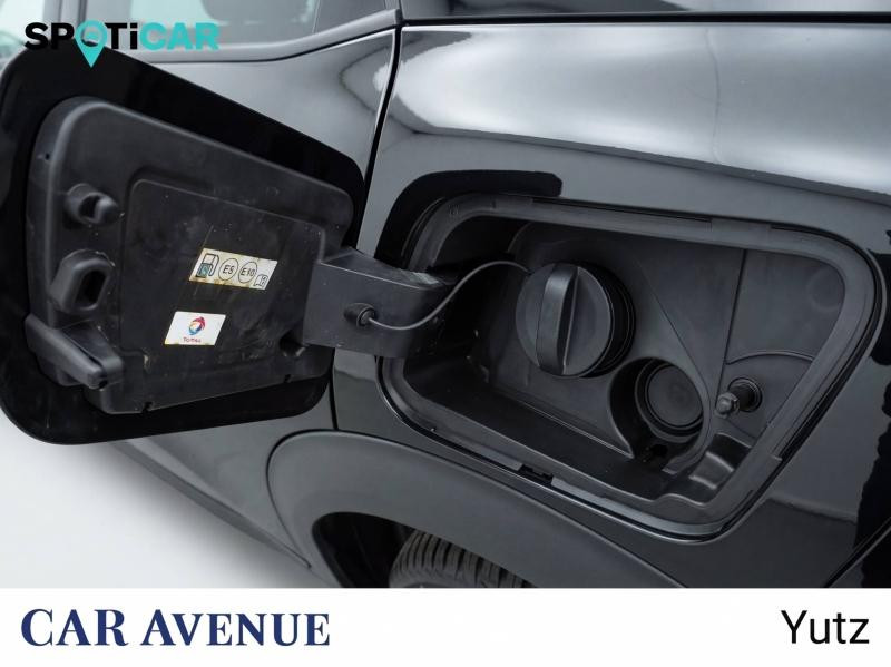 Used PEUGEOT 2008 1.2 PureTech 130ch S&S Style 2022 Noir Perla Nera (M) € 15490 in Yutz