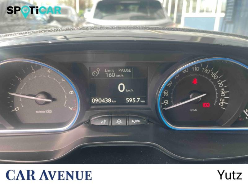 Used PEUGEOT 2008 1.2 PureTech 110ch Crossway S&S 2018 Rouge Ultimate € 8990 in Yutz