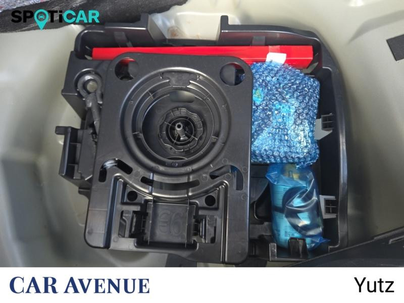 Used CITROEN C3 1.5 BlueHDi 100ch S&S Feel E6.d 2022 Gris Acier (M) € 12490 in Yutz