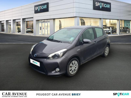 Occasion TOYOTA Yaris HSD 100h Attitude 5p 2014 Gris Atlas 9 490 € à Briey