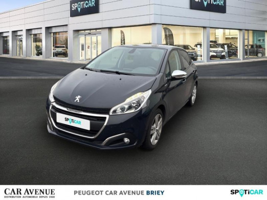 Used PEUGEOT 208 1.2 PureTech 82ch Style 5p 2018 Gris Hurricane € 9,990 in Briey