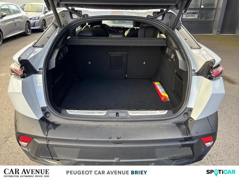 Used PEUGEOT 408 1.2 PureTech 130ch S&S GT EAT8 2023 Blanc Nacré (N) € 28490 in Briey