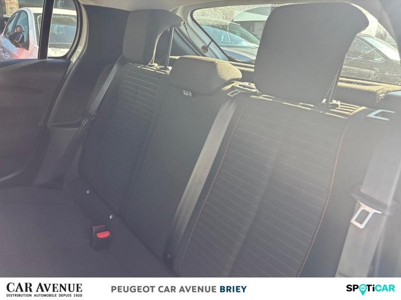 Used PEUGEOT 208 1.5 BlueHDi 100ch S&S Active Pack 2023 Blanc Banquise (O) € 14490 in Briey