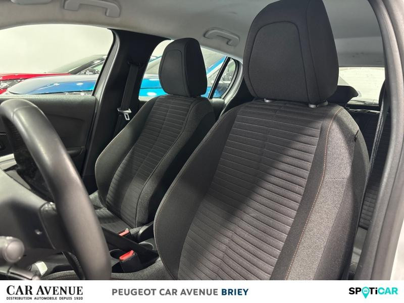 Used PEUGEOT 208 1.5 BlueHDi 100ch S&S Active Pack 2023 Blanc Banquise (O) € 14490 in Briey