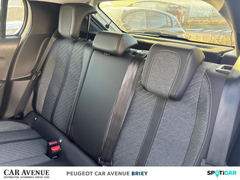 Used PEUGEOT 208 e-208 136ch Allure 2024 Blanc Banquise (O) € 33250 in Briey