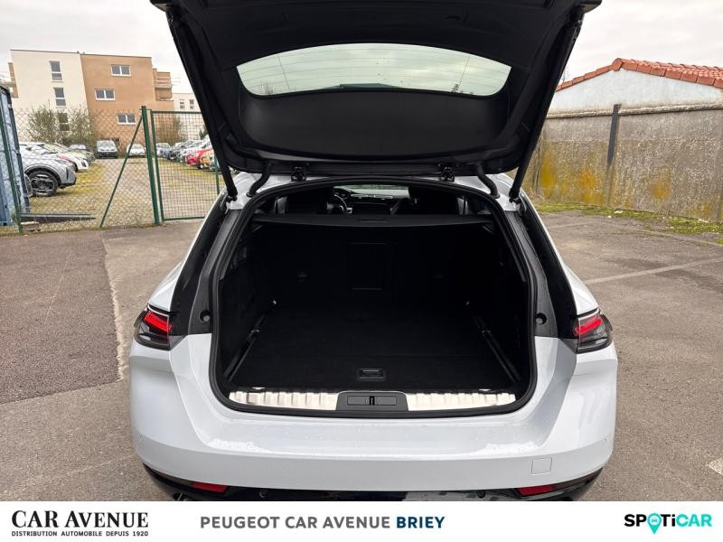 Used PEUGEOT 508 SW HYBRID 225ch GT Pack e-EAT8 2023 Blanc Nacré (N) € 32990 in Briey