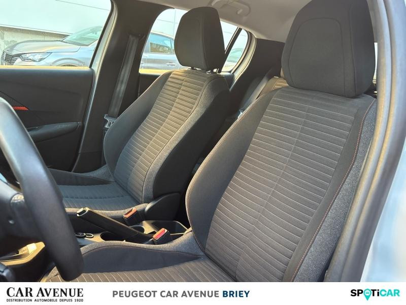 Used PEUGEOT 208 1.5 BlueHDi 100ch S&S Active Pack 2023 Blanc Banquise (O) € 14490 in Briey