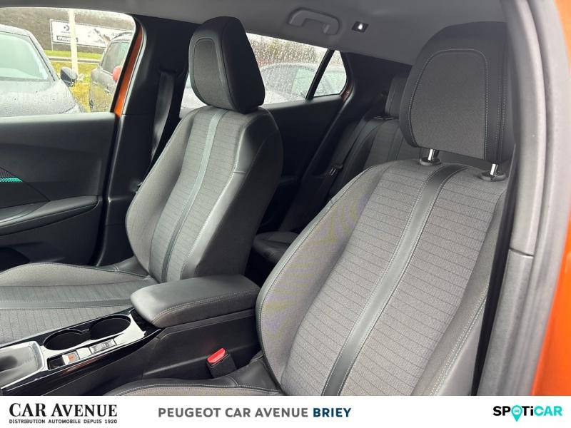 Used PEUGEOT 2008 1.2 PureTech 130ch S&S Allure 2022 Orange € 16490 in Briey
