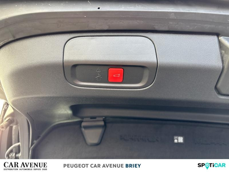 Used PEUGEOT 408 1.2 PureTech 130ch S&S GT EAT8 2023 Blanc Nacré (N) € 28490 in Briey