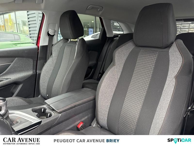 Occasion PEUGEOT 3008 1.2 PureTech 130ch Active Business S&S 2017 Rouge Ultimate (S) 13490 € à Briey