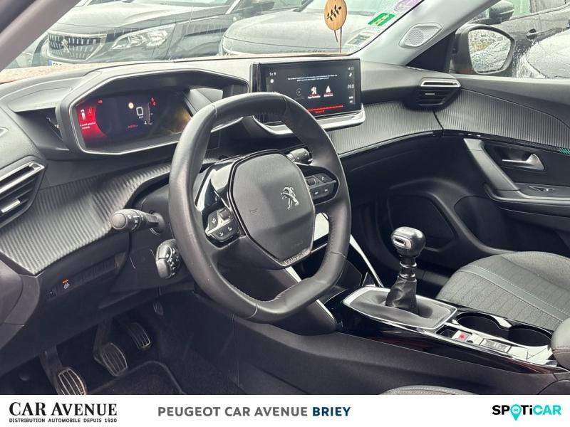 Used PEUGEOT 2008 1.2 PureTech 130ch S&S Allure 2022 Orange € 16490 in Briey