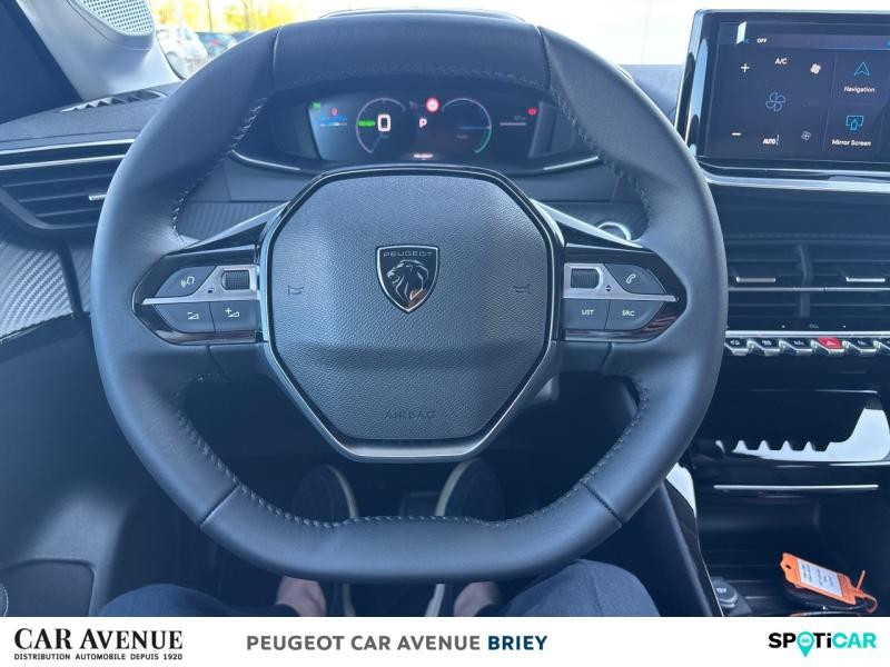 Occasion PEUGEOT 208 e-208 136ch Allure 2025 Gris Selenium (M) 37620 € à Briey