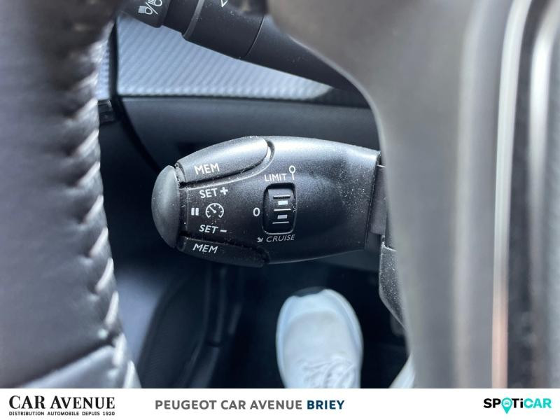 Occasion PEUGEOT 208 e-208 136ch Like 2023 Jaune 15490 € à Briey