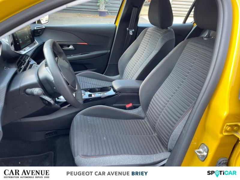 Occasion PEUGEOT 208 e-208 136ch Like 2023 Jaune 15490 € à Briey
