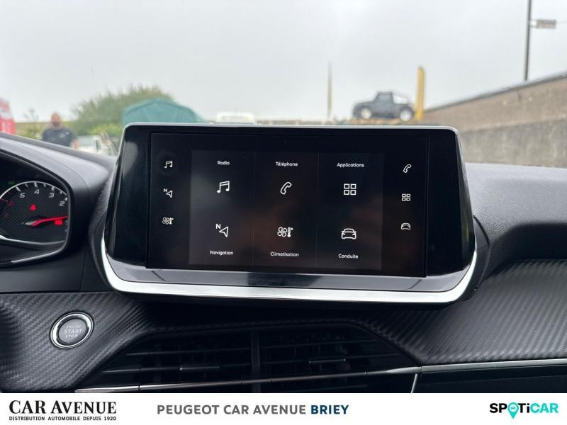 Occasion PEUGEOT 208 1.2 PureTech 100ch S&S Allure 118g 2021 Gris Platinium (M) 11990 € à Briey