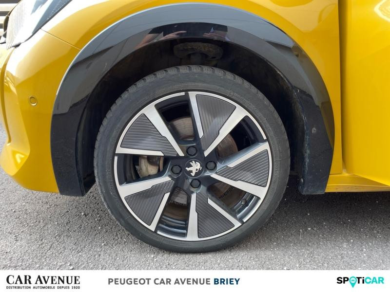 Occasion PEUGEOT 208 e-208 136ch GT 2022 Jaune 15290 € à Briey