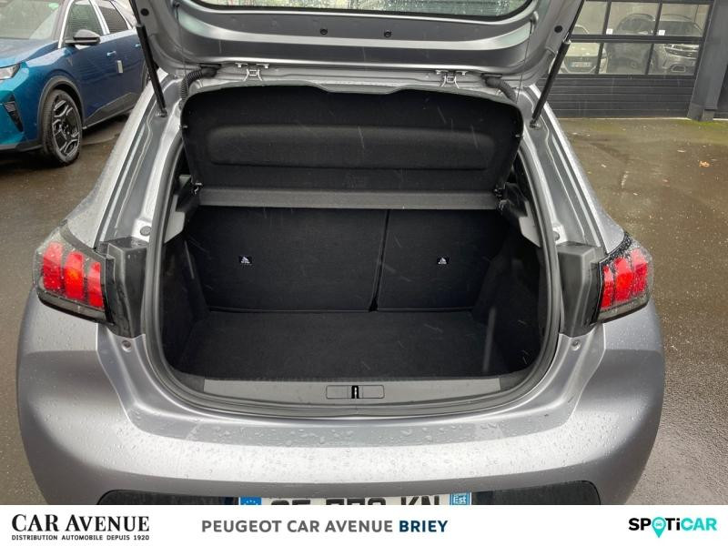 Occasion PEUGEOT 208 1.2 PureTech 75ch S&S Like 2022 Gris Artense (M) 10490 € à Briey