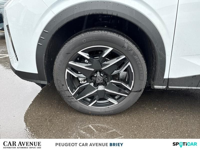 Occasion PEUGEOT 3008 1.2 Hybrid 145ch GT e-DCS6 2025 Blanc Okénite (M) 42060 € à Briey