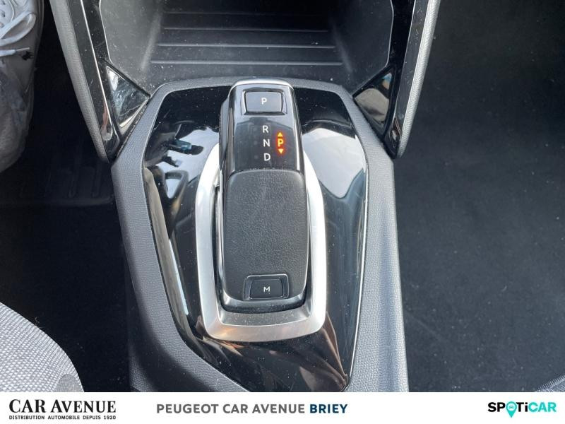 Occasion PEUGEOT 208 1.2 PureTech 100ch S&S Style EAT8 2022 Blanc Banquise (O) 15490 € à Briey