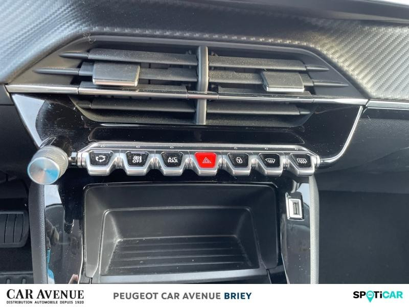 Occasion PEUGEOT 208 1.2 PureTech 100ch S&S Style EAT8 2022 Blanc Banquise (O) 15490 € à Briey